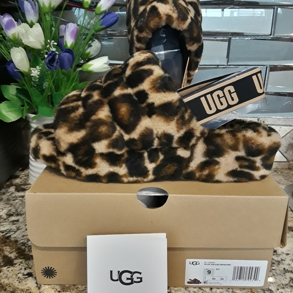 NEW UGG FLUFF YEAH / OH YEAH SPOT SLIDE , SIZE 9 WOMEN'S , ALL NEW IN A BOX! - Picture 4 of 7